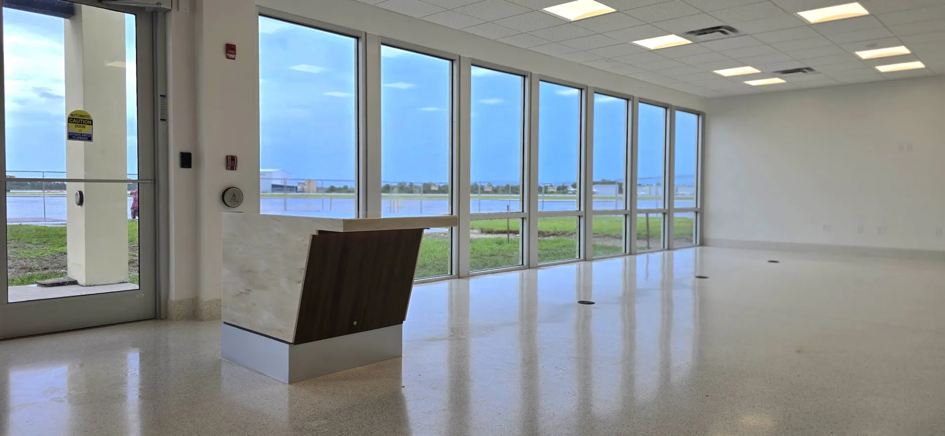 Treasure Coast International Airport - St. Lucie, Fl Photo 5